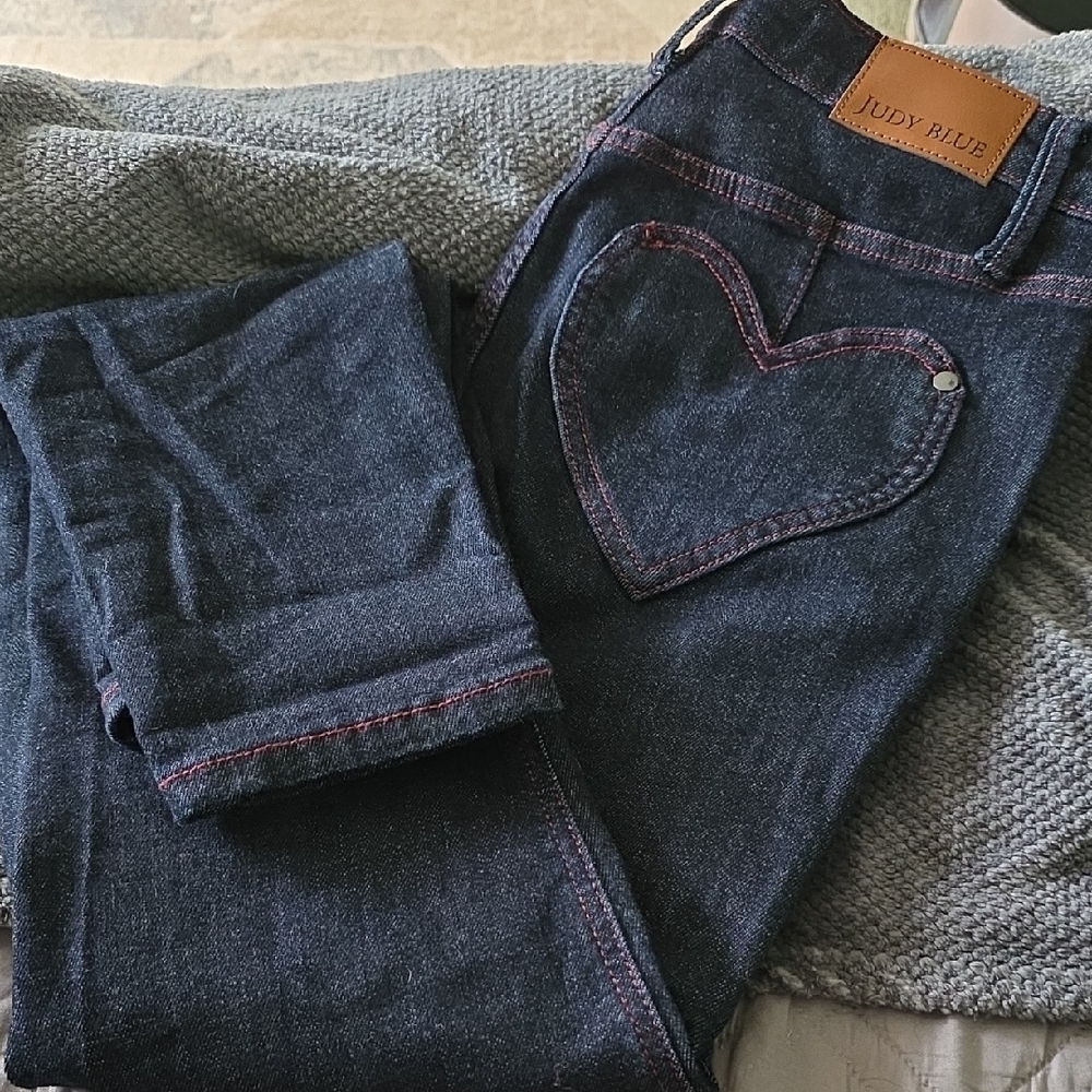 Judy Blue Women's Dark Indigo Heart Patch Jeans